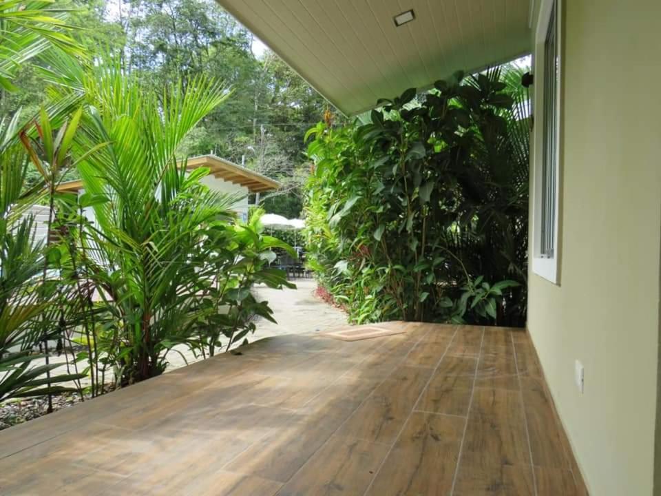 Alloro Jungle Villas Puerto Viejo de Talamanca Exterior photo