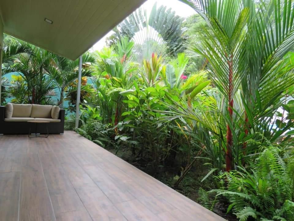 Alloro Jungle Villas Puerto Viejo de Talamanca Exterior photo